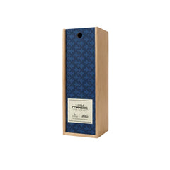 Caja de madera tamaño S con tapa azul estampada y etiqueta frontal con el logo de Tienda Commerk sobre fondo blanco.